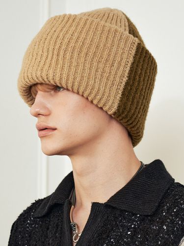 Contrast Wide Knit Beanie (BE/KH) - LECYTO - Modalova