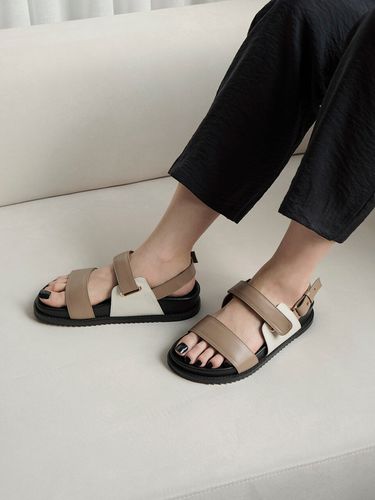 Lou Sandals / Beige - rareness - Modalova