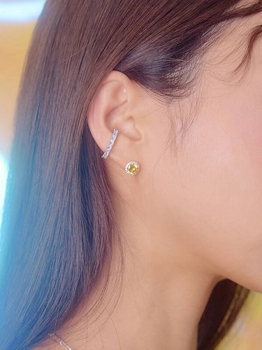 Yellow One Cubic Earrings - MACIER - Modalova