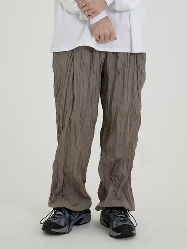 Wrinkle String Pants_Beige - CARGOBROS - Modalova