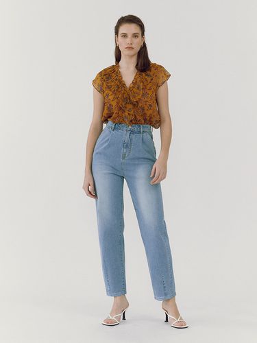 Boyfriend Pin Tuck Jeans - GOODDEN - Modalova