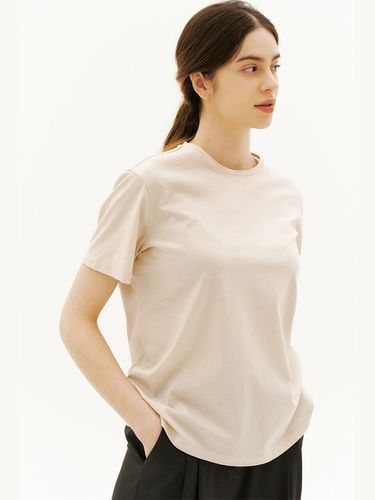 Silky Rouge Short T-shirt (Beige) - lesoleilmatinee - Modalova