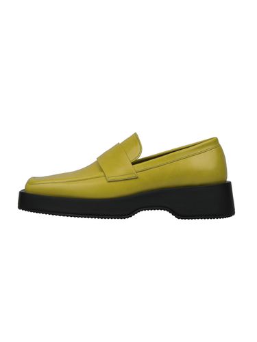 Sarmi Loafer Plain Shoes _ Yellow - HUMANT - Modalova