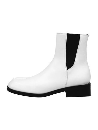 Abel Boots _ White(Matt) - HUMANT - Modalova