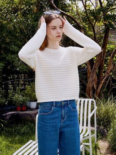 Textured Pullover (White) - kotelo - Modalova