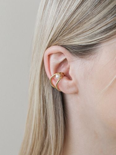 Pearl Layered Ear-Cuff (C024) - LAZYDAWN - Modalova