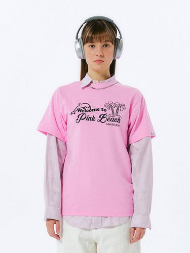 Welcome Pink Beach T-shirt (Pink) - UNI STUDIO - Modalova