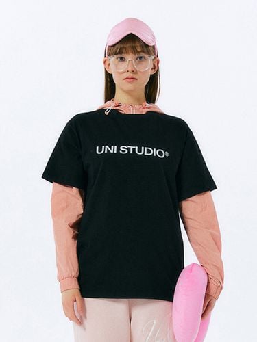 UNI Basic Logo T-shirt (Black) - UNI STUDIO - Modalova