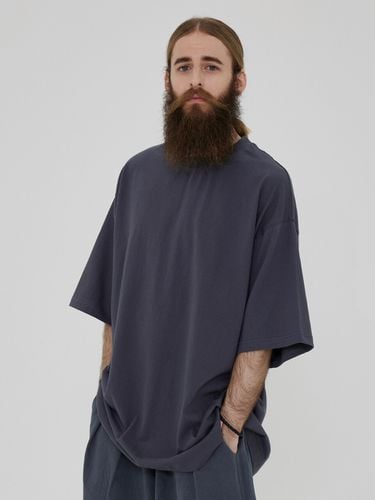 Every Overfit Short Sleeve T-Shirt_Charcoal - CARGOBROS - Modalova