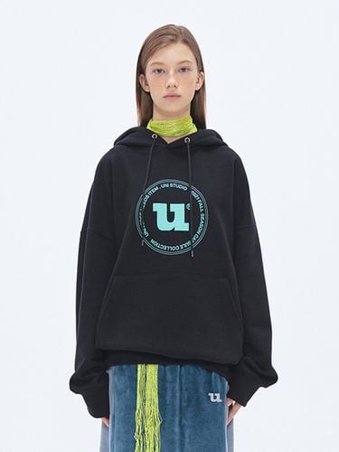 U Circle Logo Hood (Black) - UNI STUDIO - Modalova