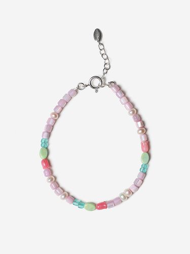 Tulip Garden Gemstone Bracelet - AEKKI - Modalova