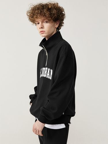 Arch Logo Half Zip Up Sweatshirt - mellurbane - Modalova