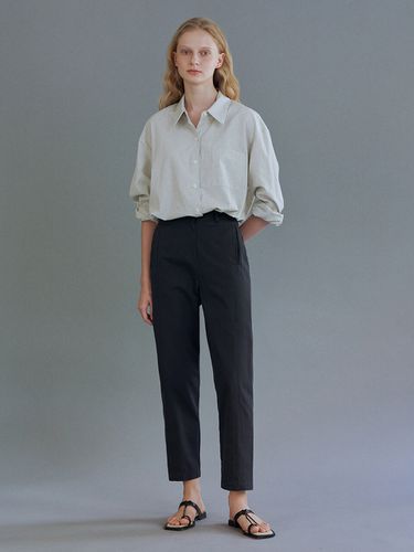 Milo Line Trousers - URAGO - Modalova