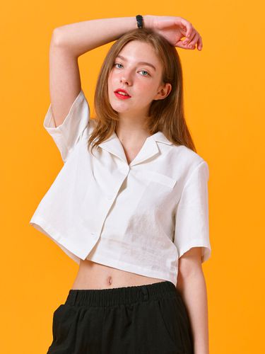 Linen Slim Short Sleeve Shirt (Crop) - KOLEAT - Modalova