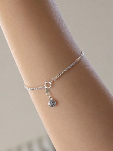 Smile Cube Chain Bracelet - Primaute - Modalova