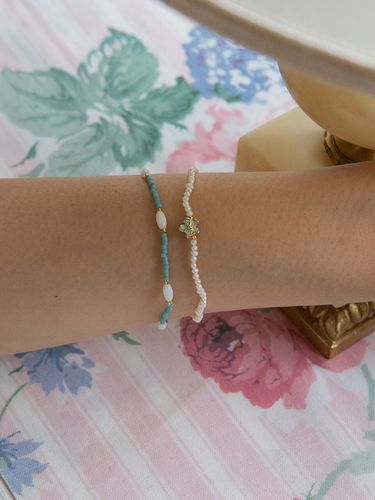 Mini Flower Bracelet - Primaute - Modalova