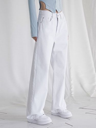 Straight Wide Denim Pants _ White - AVANDRESS - Modalova