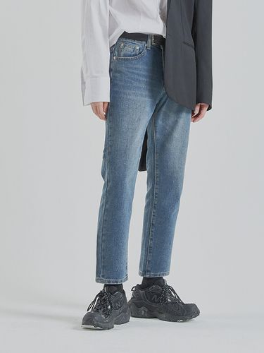 Genville Retro Straight Denim - EMERGENCY - Modalova