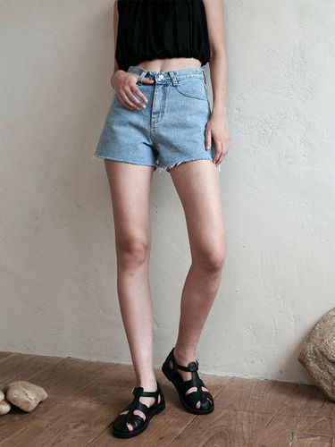 Vintage Cutting Denim Short Pants () - LOEIL - Modalova