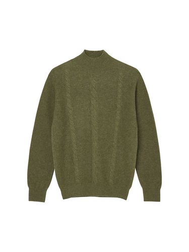 Whole Garment Cable Mockneck Knit () - IOLO - Modalova