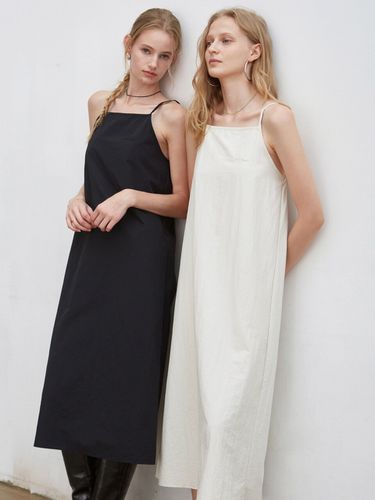 Mood Sleeveless Long Dress_Black - NICK&NICOLE - Modalova