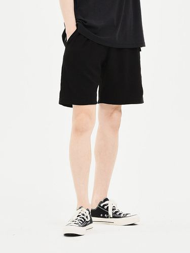 Wrinkle free Banding Black Shorts - EMERGENCY - Modalova