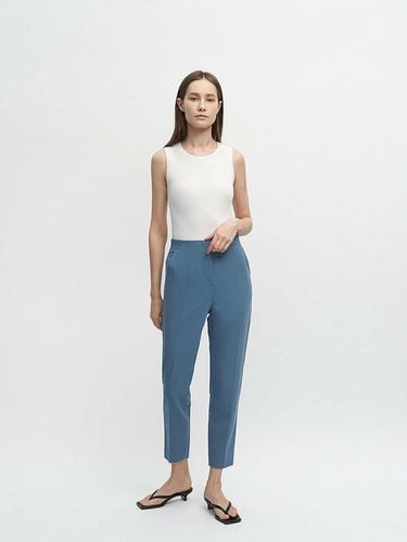 Kari High Rise Tailored Pants - COURRI - Modalova