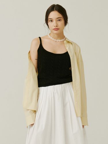 Ribbed Sleeveless Knit Top - Black - SO IR - Modalova