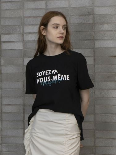 Lettering Blouse_Black - real me another me - Modalova