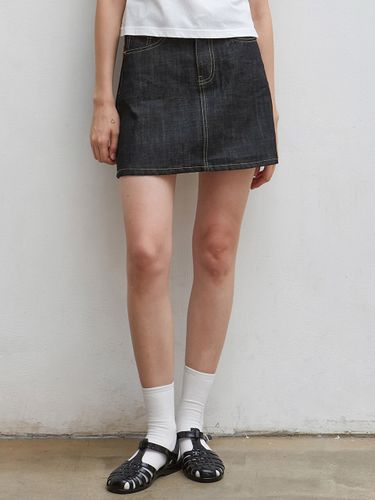 Denim Mini Skirt (Indigo) - NICK&NICOLE - Modalova