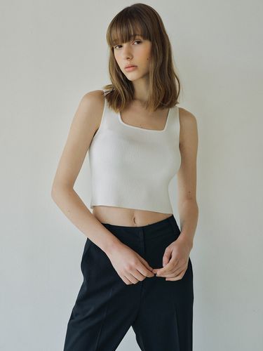 Square Neck Sleeveless Knit Top_Off White - VERBE - Modalova