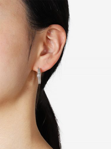 Embo Feel Earring _ Silver - AEKKI - Modalova