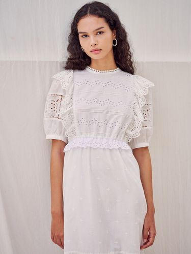 Cotton Lace Puff-sleeve Dress_Off White - NARU KANG - Modalova