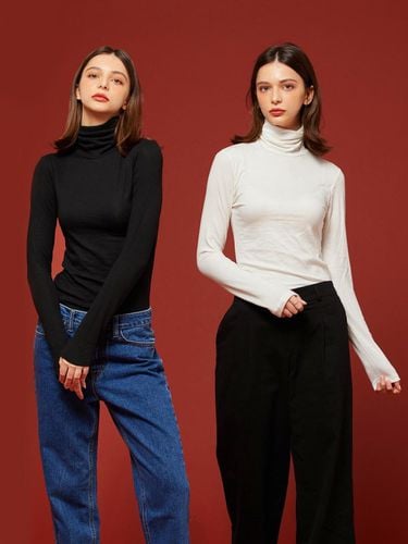 Daily Turtleneck Long-Sleeve T-Shirt 4 Colors - KOLEAT - Modalova