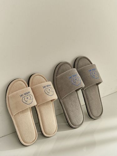 Embroidered Curly Poodle_Indoor Slippers - DECOVIEW - Modalova