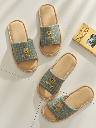 Happy Smile Checkered Indoor Slippers - DECOVIEW - Modalova