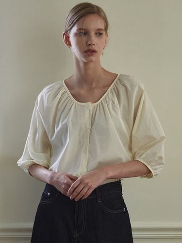 Front Button Puff Blouse_Cream - YAN13 - Modalova