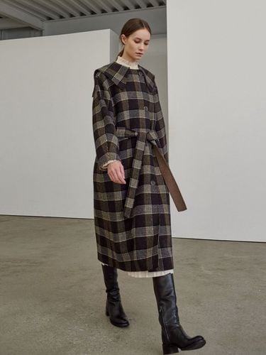 Cape Collar Handmade Coat_Brown Check - MITTE - Modalova