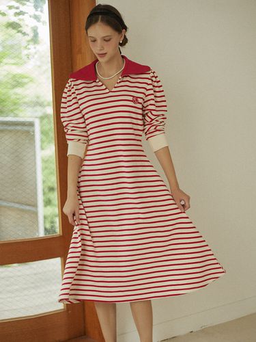 Rose Wappen Stripe Dress (Red) - NONLOCAL - Modalova