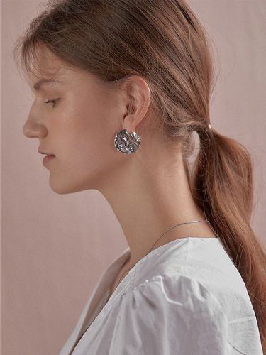 Moonlight Earrings - ONEENOUGH - Modalova