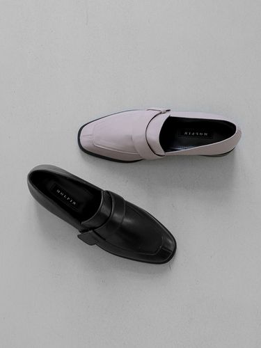 Slim Loafers - 2 Colors (22504) - MOL:pin - Modalova