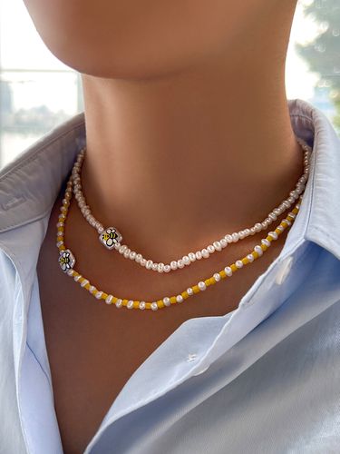 Bee Pearl Necklace - 2 Colors (AN122024) - ANNAFLAIR1986 - Modalova