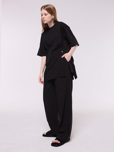 Side Slit T-shirt_Black - CAANC - Modalova