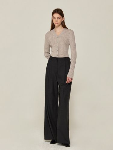 One Tuck Wide Pants_Dark Grey - AVA MOLLI - Modalova