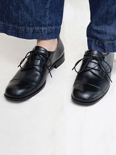 Derby Shoes_Gather Black - heenn - Modalova