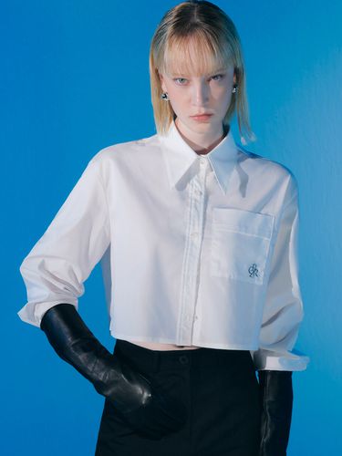 Wrinkle Free Cropped Shirt_White - CITYBREEZE - Modalova