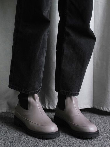 Chunky Sole Chelsea Boots_Dove Grey - heenn - Modalova