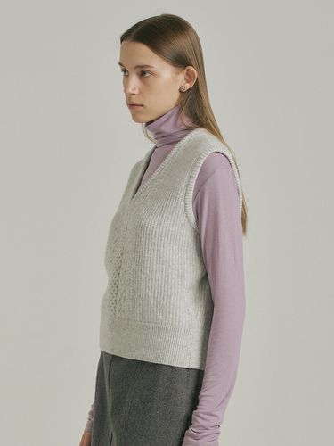 Cable V-Neck Vest (Light Grey) - ahwe - Modalova