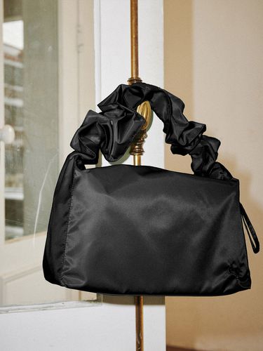 Hani Shirring Bag - Black - EYEYE - Modalova