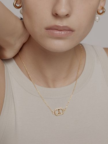 Lid Logo Single Necklace_Gold - Invisible collage - Modalova